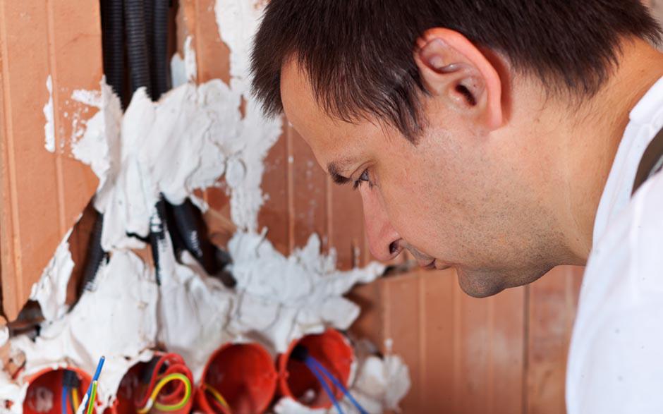 recherche travail électricien bâtiment Antony
